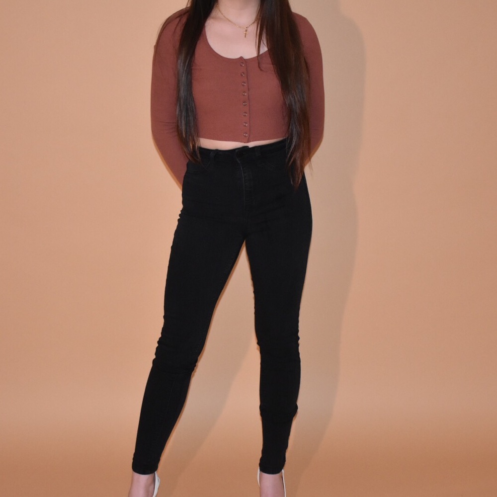 Fashion nova high waisted black jeans - Picture 2 of 6